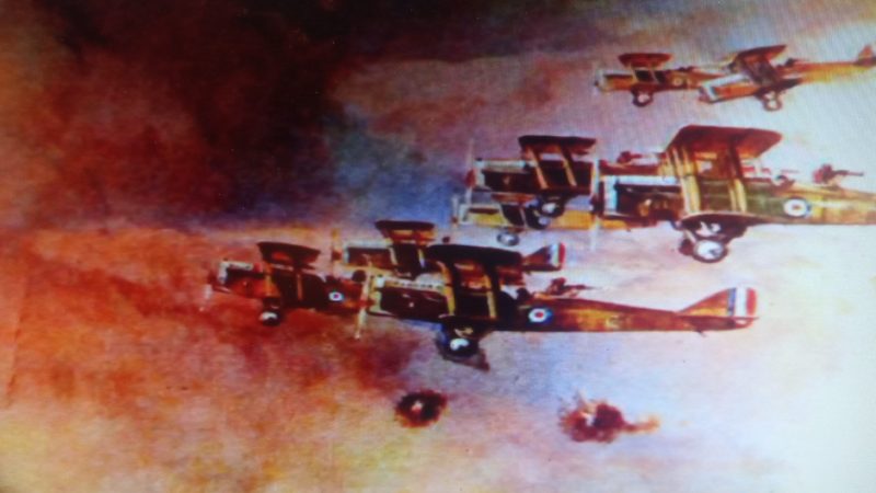 Σμήνος αεροπλάνων κατά τη διάρκεια του Α΄ Παγκοσμίου Πολέμου