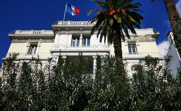 Μέγαρα Βασιλίσσης Σοφίας (9) - Γαλλική Πραβεία